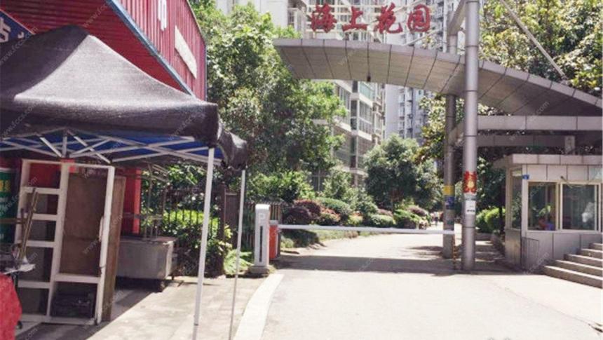 新上城北中心 侧临江不限够精装套二!户型方正可按