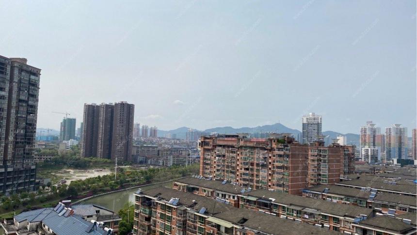 怀化房产超市网 怀化二手房 鹤城区二手房 湖天一色东苑楼东苑楼精装3